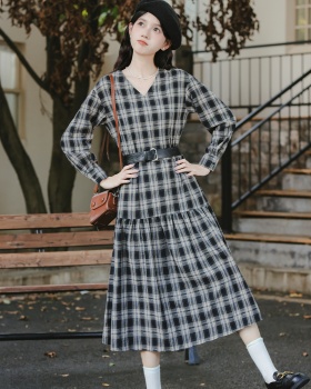 V-neck vacation long dress autumn chouzhe dress for women