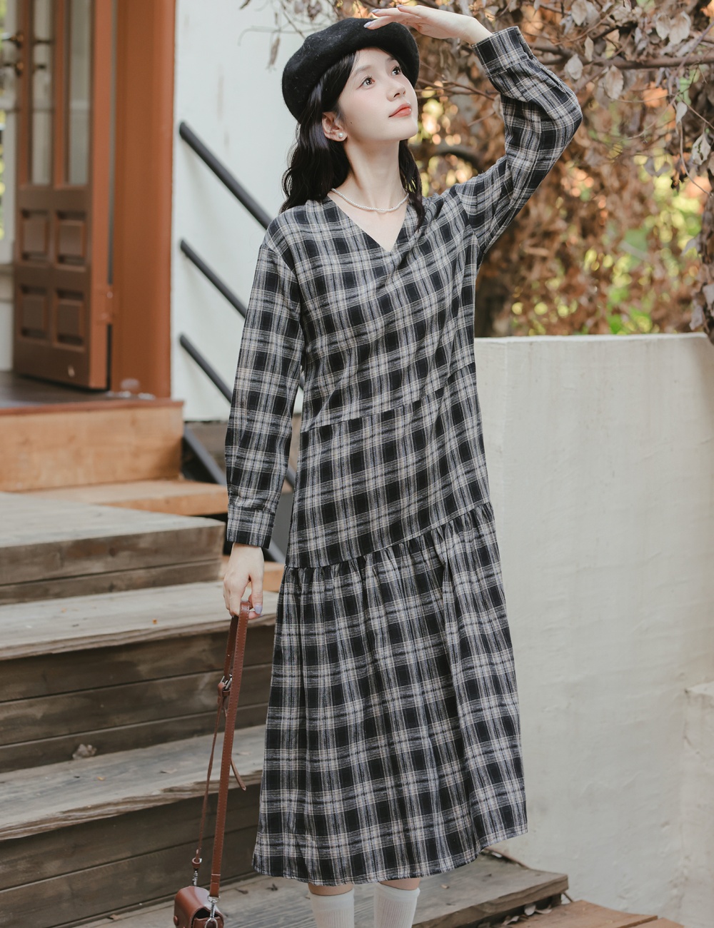 V-neck vacation long dress autumn chouzhe dress for women