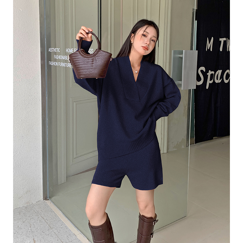 Loose V-neck shorts orange sweater 2pcs set for women