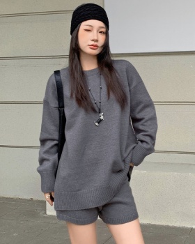 Loose shorts long sleeve sweater a set for women