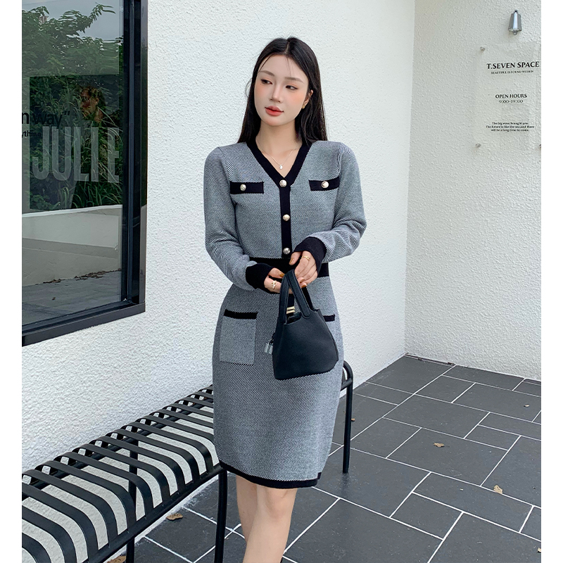 Knitted pinched waist sweater dress slim dress for women