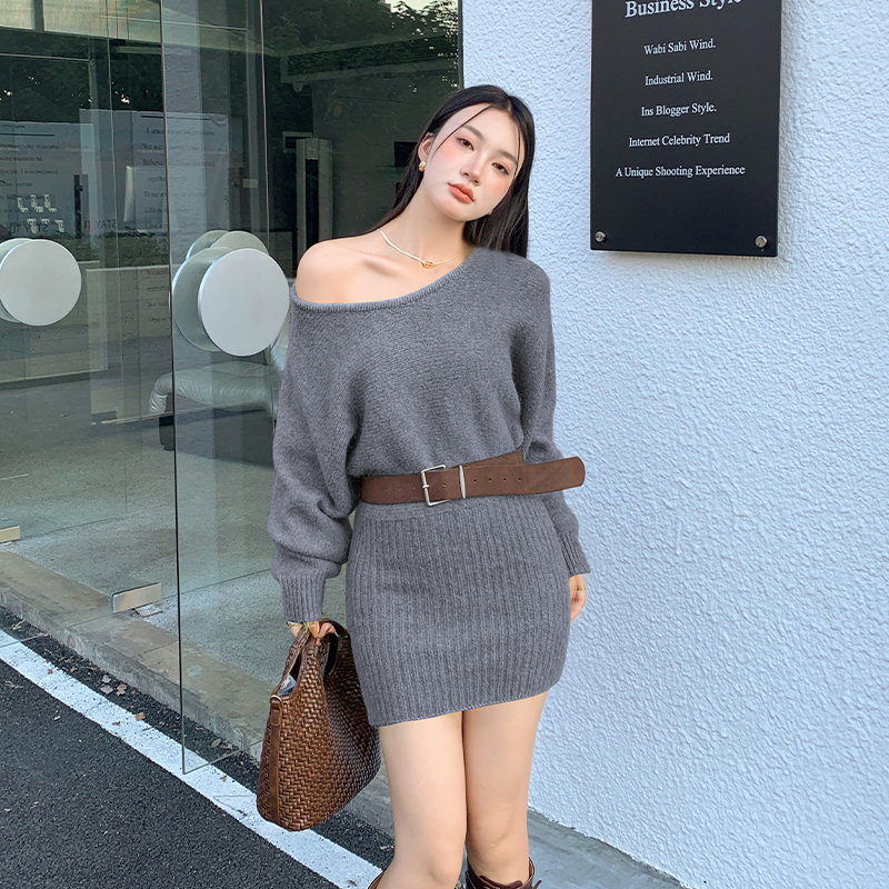 Temperament package hip T-back long sleeve dress