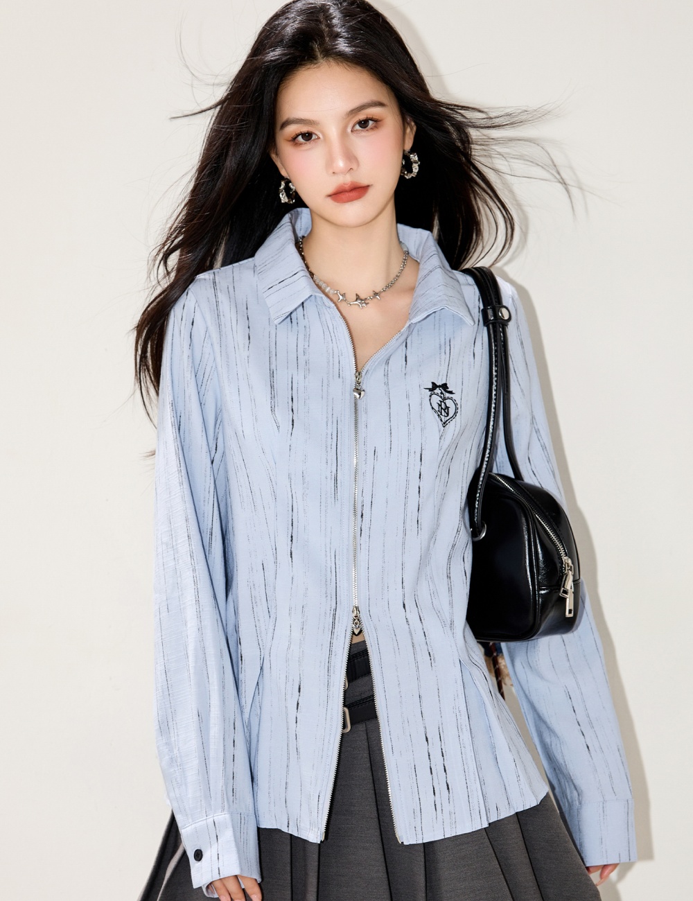Loose light-blue cardigan street shirt for women