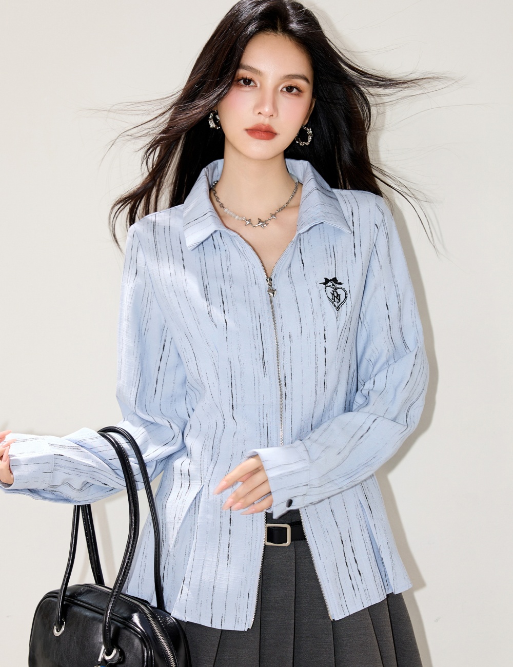 Loose light-blue cardigan street shirt for women