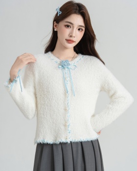 Sweet cardigan sweater for women