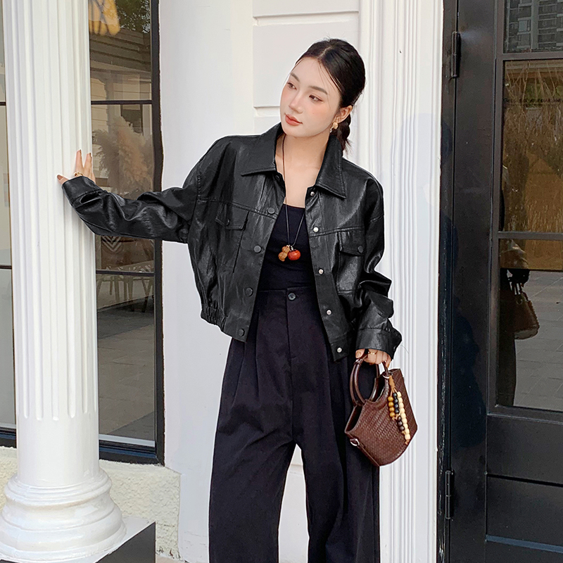 Autumn and winter locomotive tops lapel leather coat