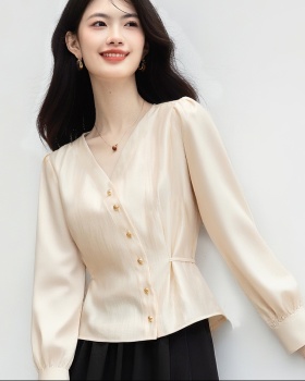 Chanelstyle splice V-neck shirt straight metal tops