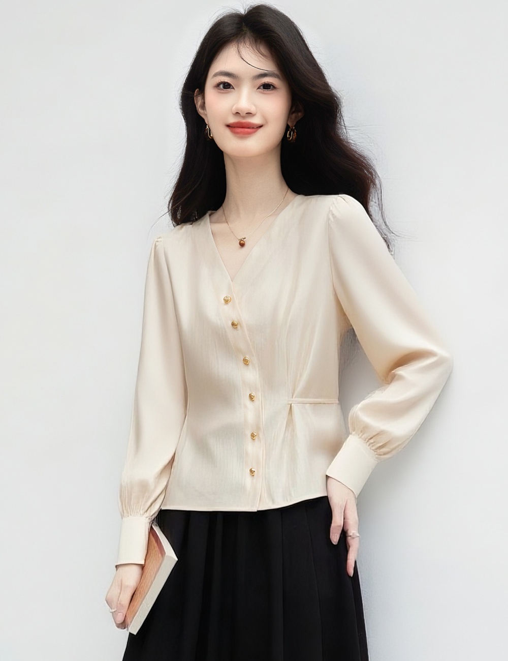 Chanelstyle splice V-neck shirt straight metal tops