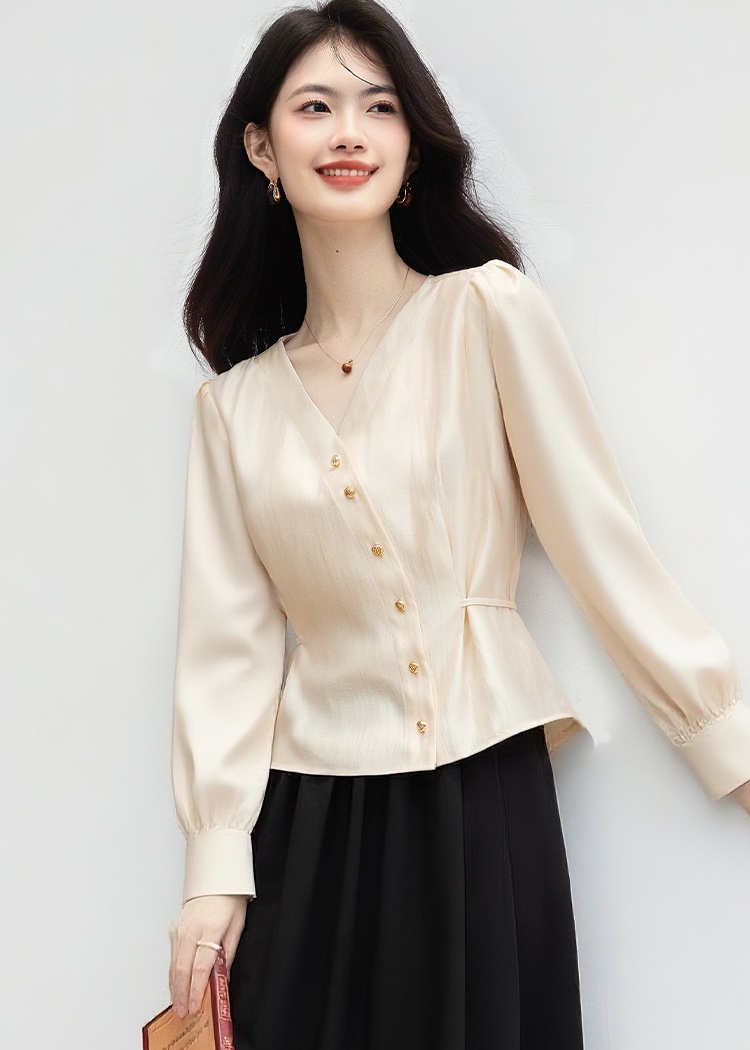 Chanelstyle splice V-neck shirt straight metal tops