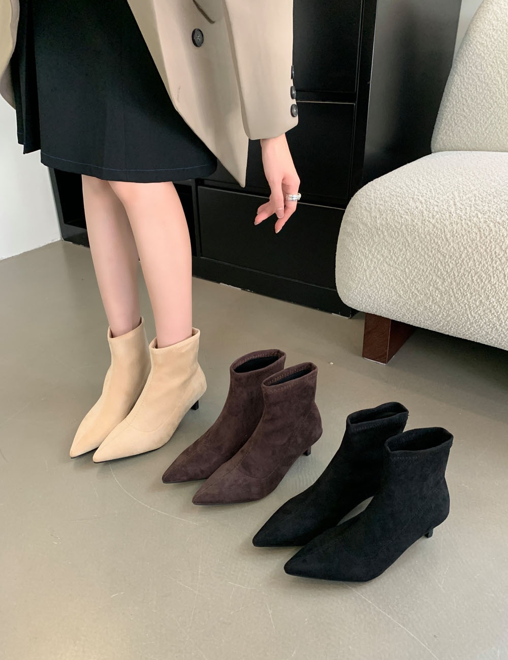 Middle-heel France style ankle boots pointed short boots