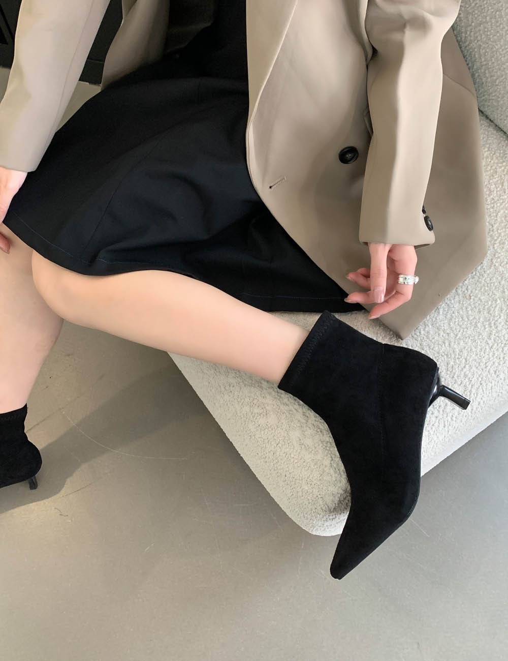 Middle-heel France style ankle boots pointed short boots