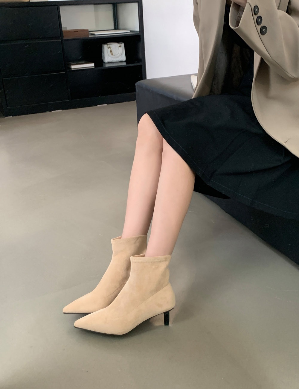 Middle-heel France style ankle boots pointed short boots