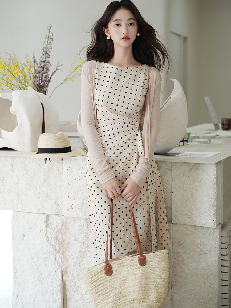 Tender temperament jacket polka dot dress a set