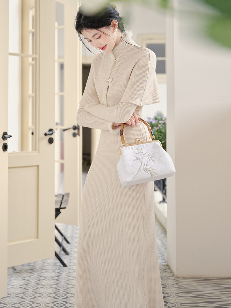 Chinese style autumn small dress knitted cloak 2pcs set
