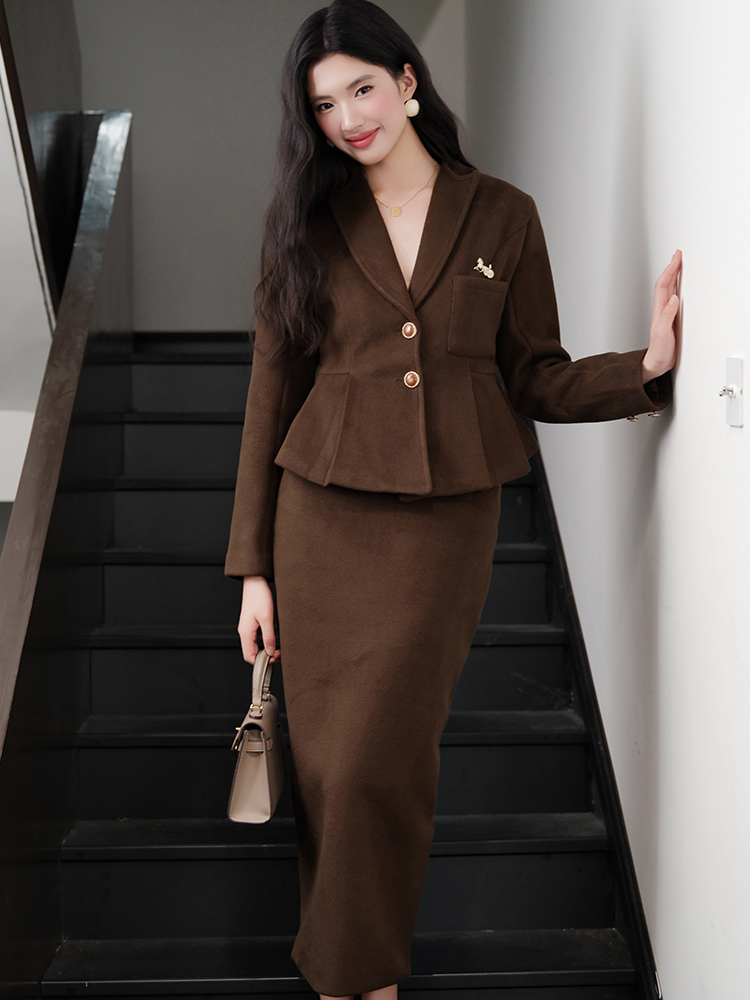 Woolen slim coat autumn and winter retro skirt a set
