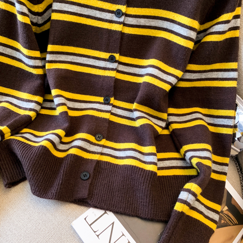 Round neck knitted sweater stripe tops for women
