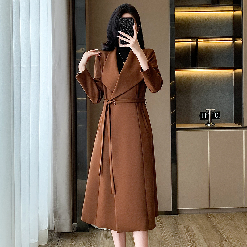 Autumn and winter long coat temperament tops for women