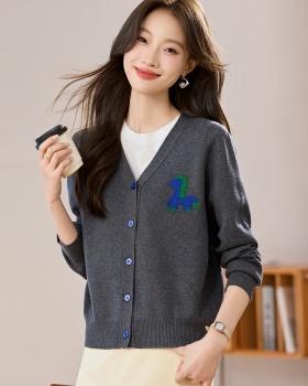 Embroidery spring and autumn sweater knitted V-neck cardigan