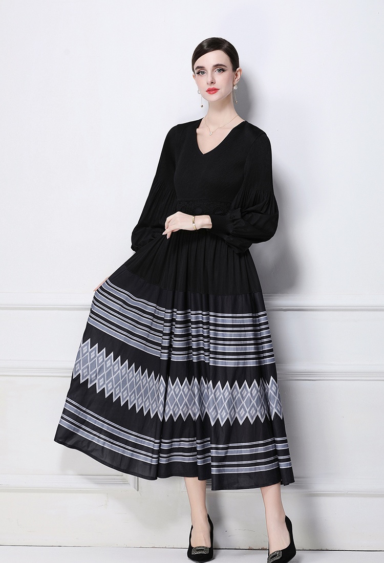 Pinched waist frenum Pleats Please long sleeve dress