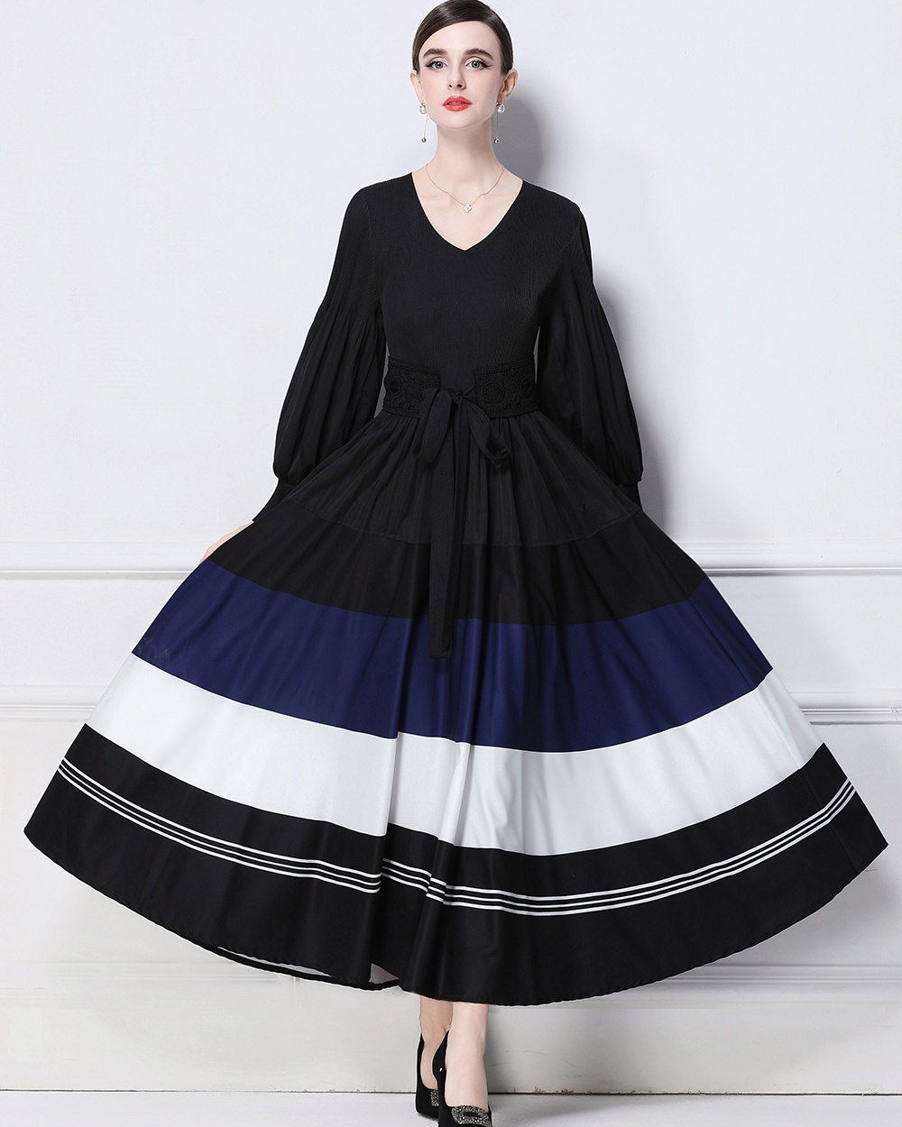 Pinched waist long sleeve Pleats Please dress