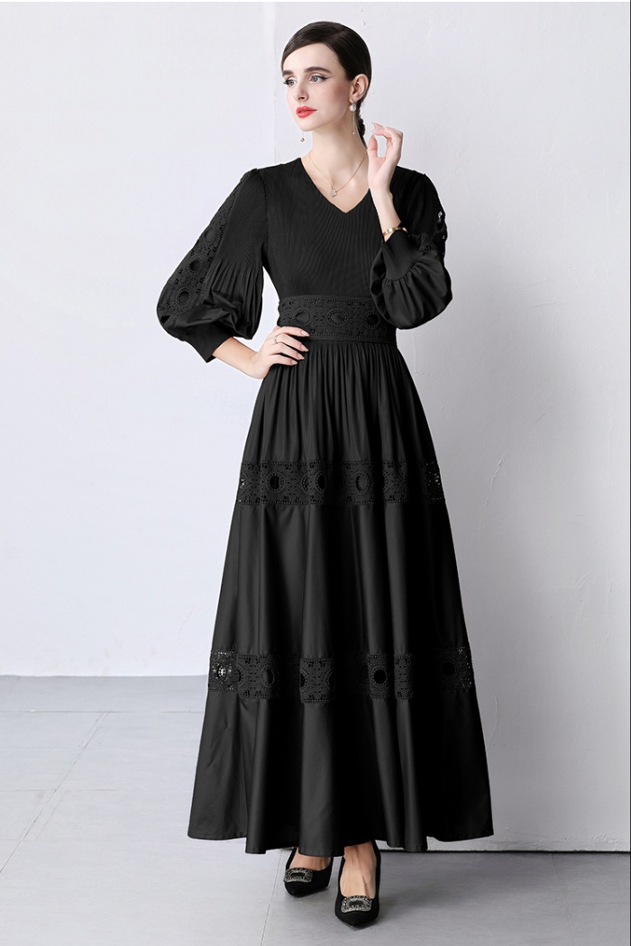 Long sleeve hollow lantern sleeve Pleats Please dress