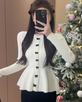 Slim autumn and winter knitted sweater for women
