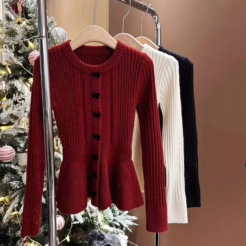 Slim autumn and winter knitted sweater for women