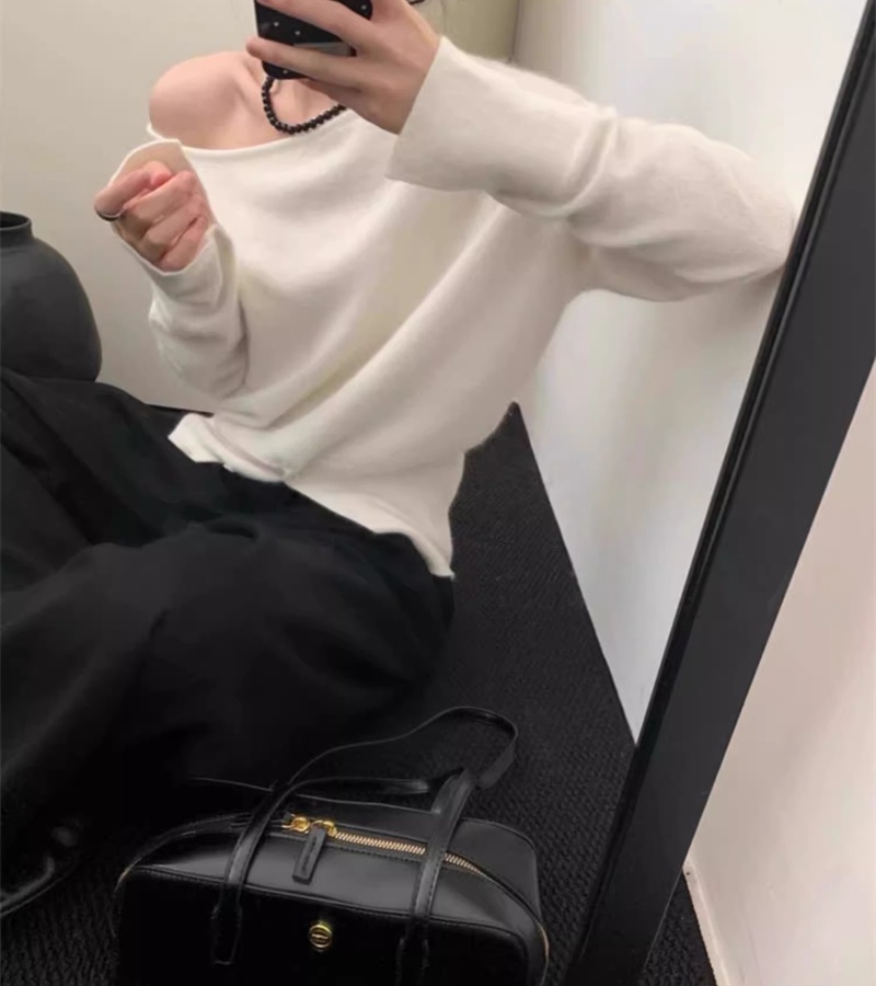 Split slim temperament sloping shoulder sweater for women