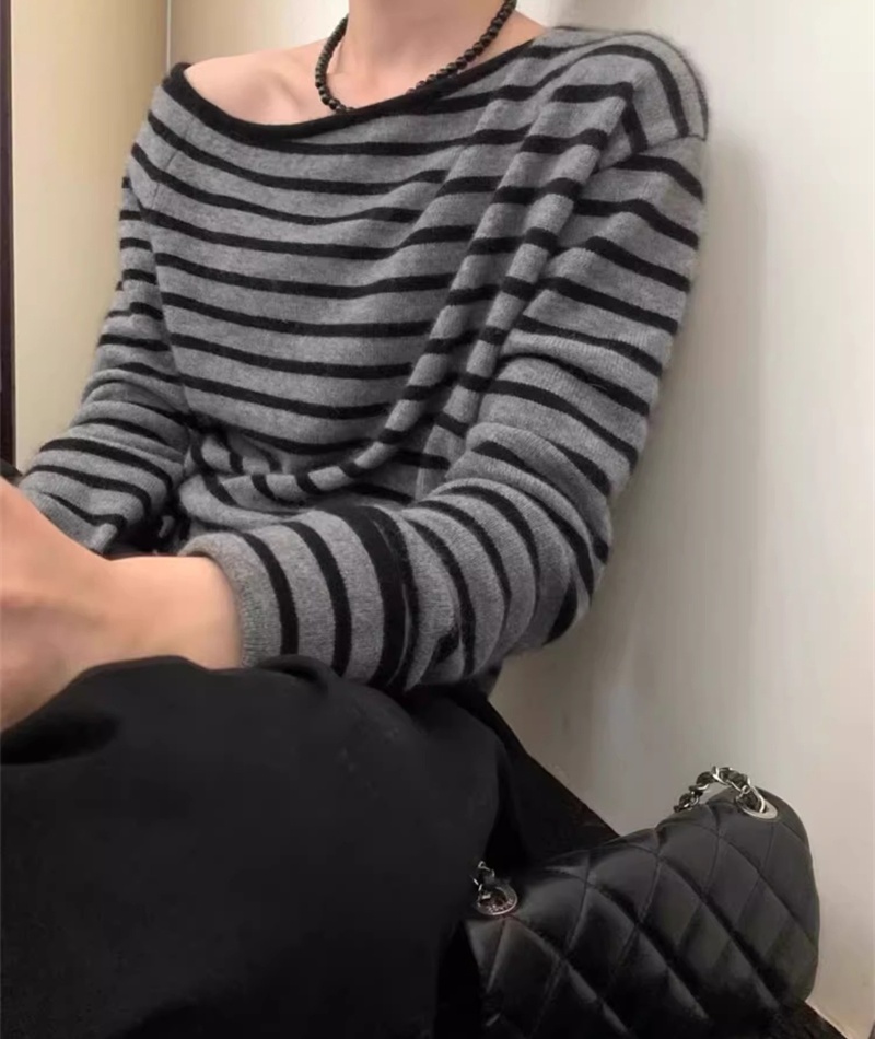 Split slim temperament sloping shoulder sweater for women