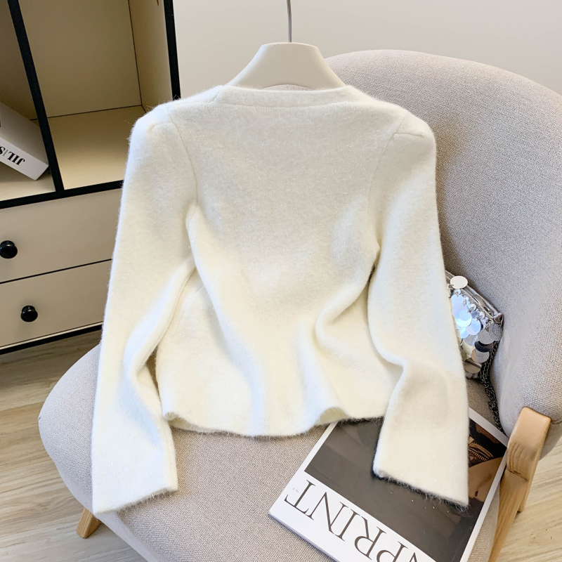 Temperament V-neck sweater autumn and winter slim tops