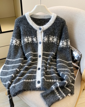 Knitted sweater mixed colors coat for women