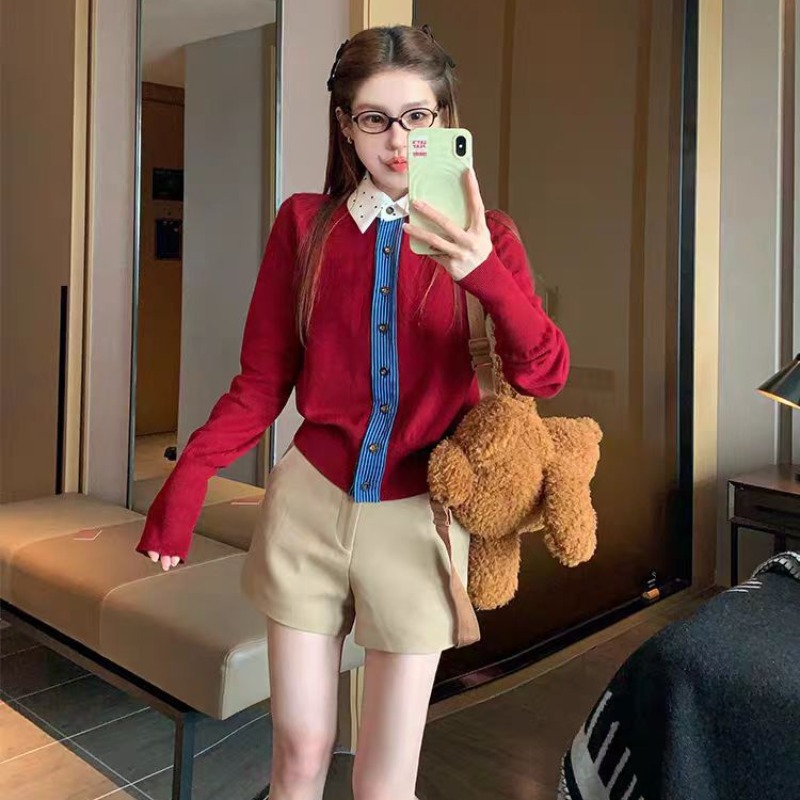 Red Western style tops show young sweater for women