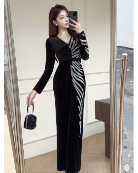 Ladies slim golden velvet rhinestone stone temperament dress