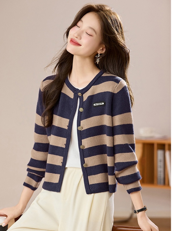 Knitted single-breasted coat stripe sweater for women