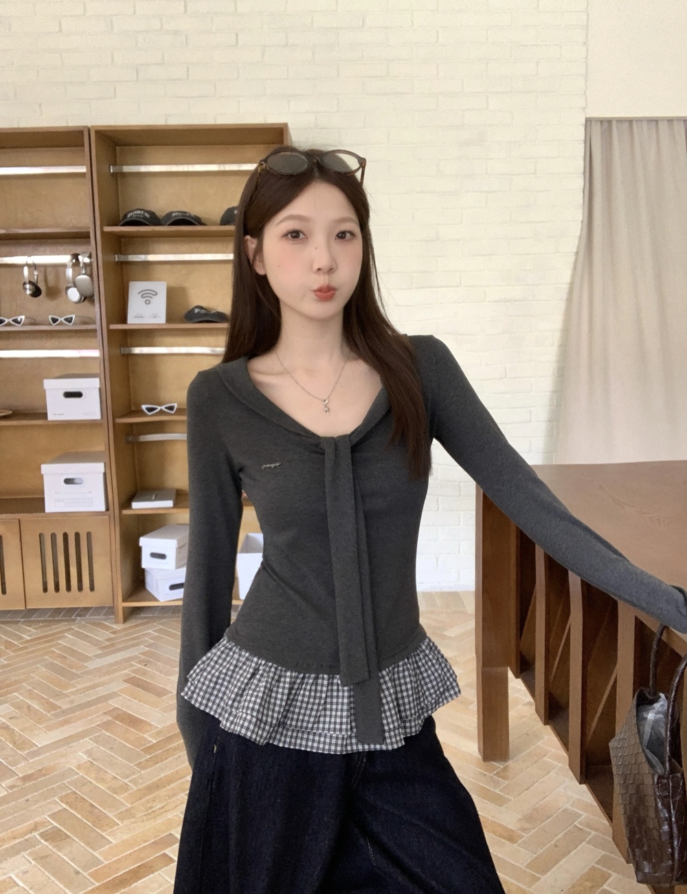 Pseudo-two long sleeve tops college style plaid T-shirt