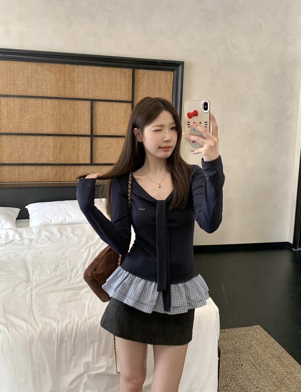 Pseudo-two long sleeve tops college style plaid T-shirt