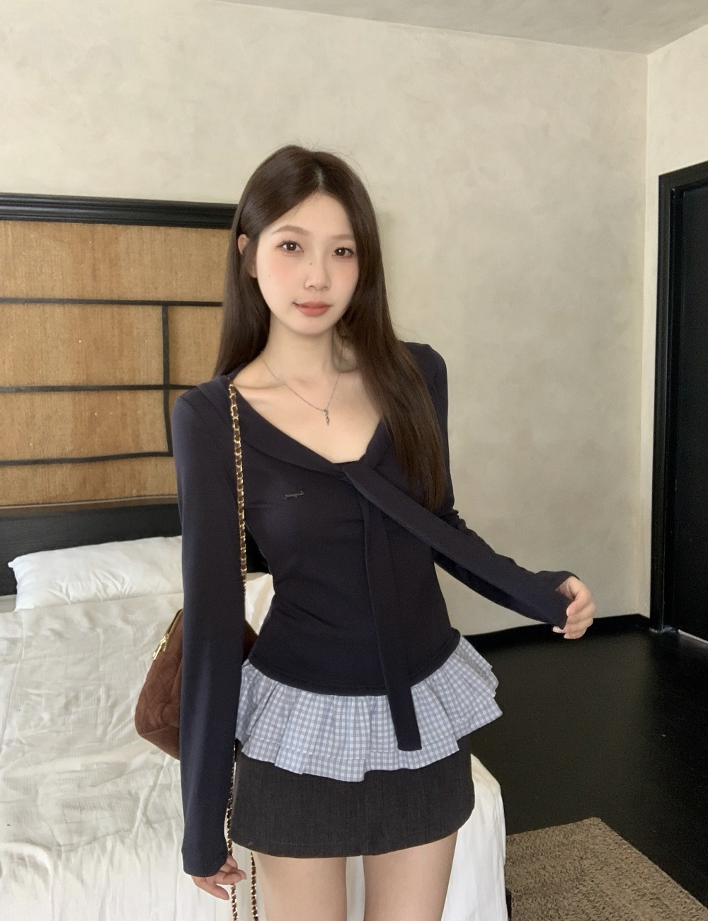 Pseudo-two long sleeve tops college style plaid T-shirt