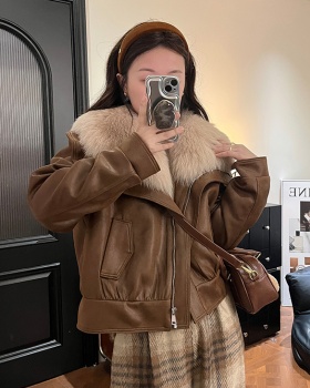 Suede winter navy collar imitation of fox fur coat for women