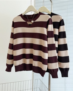 Loose sweater chanelstyle bottoming shirt for women