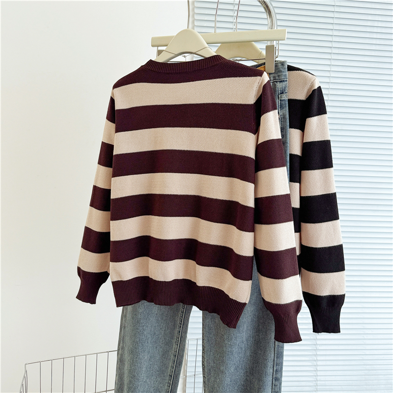 Loose sweater chanelstyle bottoming shirt for women