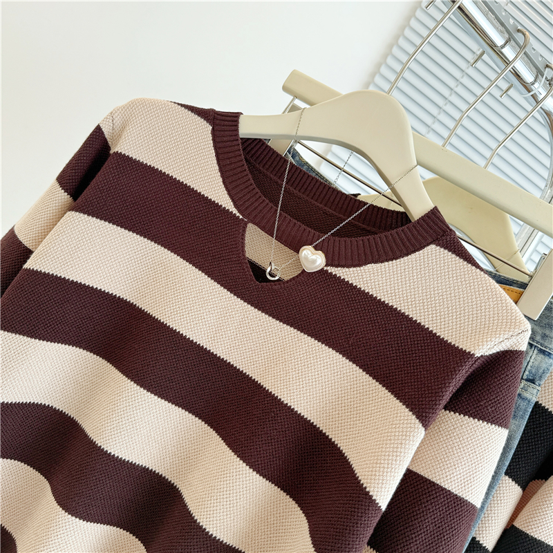 Loose sweater chanelstyle bottoming shirt for women