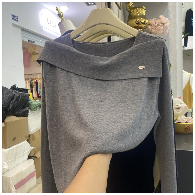 Knitted autumn and winter temperament sweater for women