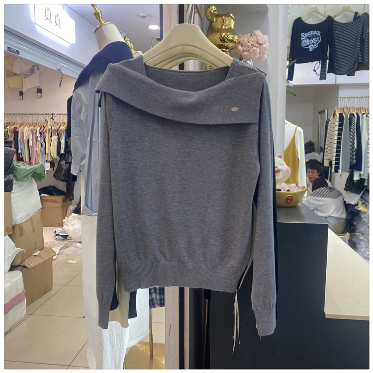 Knitted autumn and winter temperament sweater for women