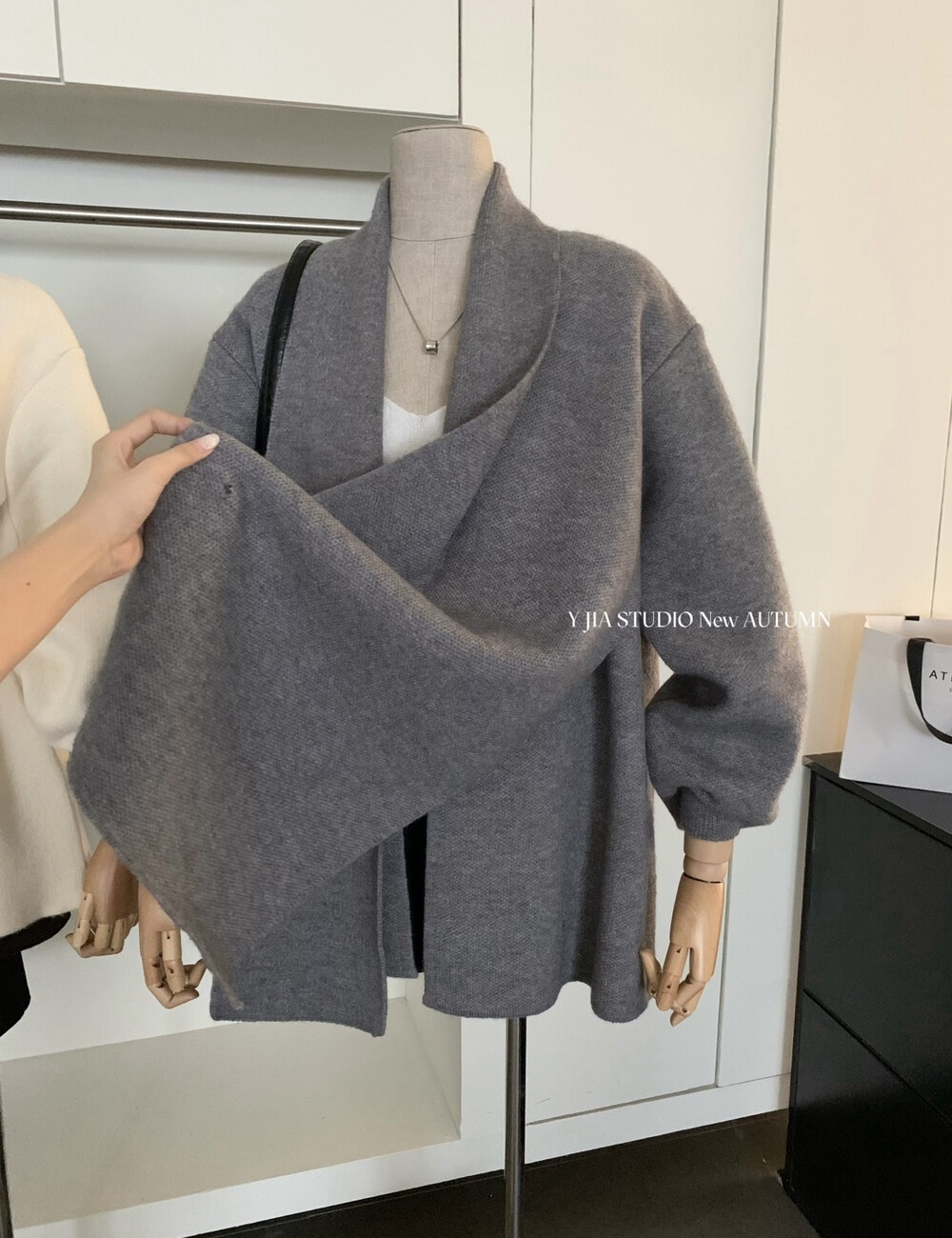 Temperament cardigan autumn and winter scarves for women