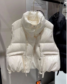 Wears outside loose vest winter short waistcoat