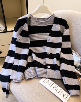 Stripe tops autumn sweater 2pcs set for women