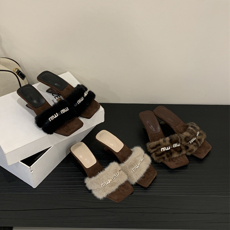 Thick crust autumn wears outside France style slippers for women