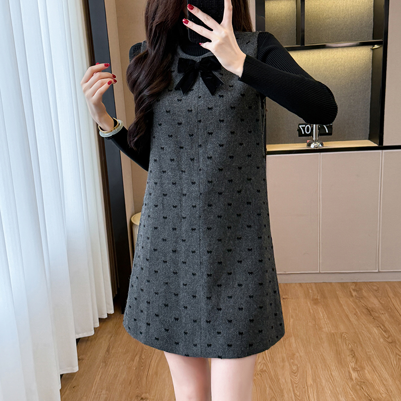 Knitted sleeveless dress peach heart sweater a set
