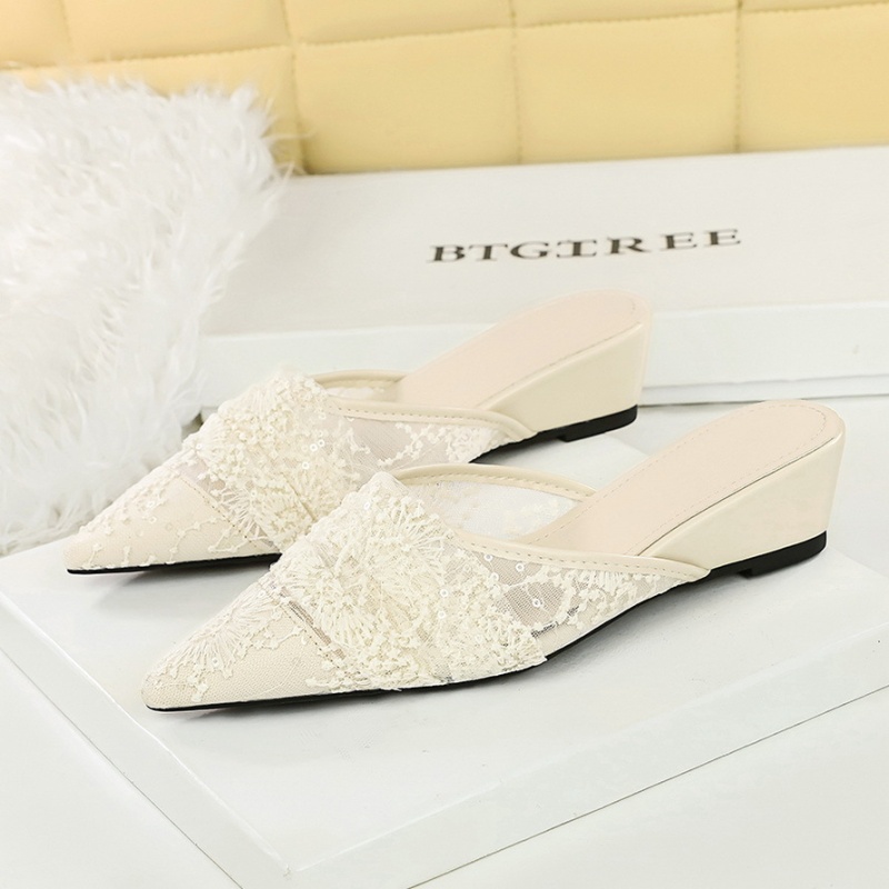 Fashion slippers pointed lazy shoes for women