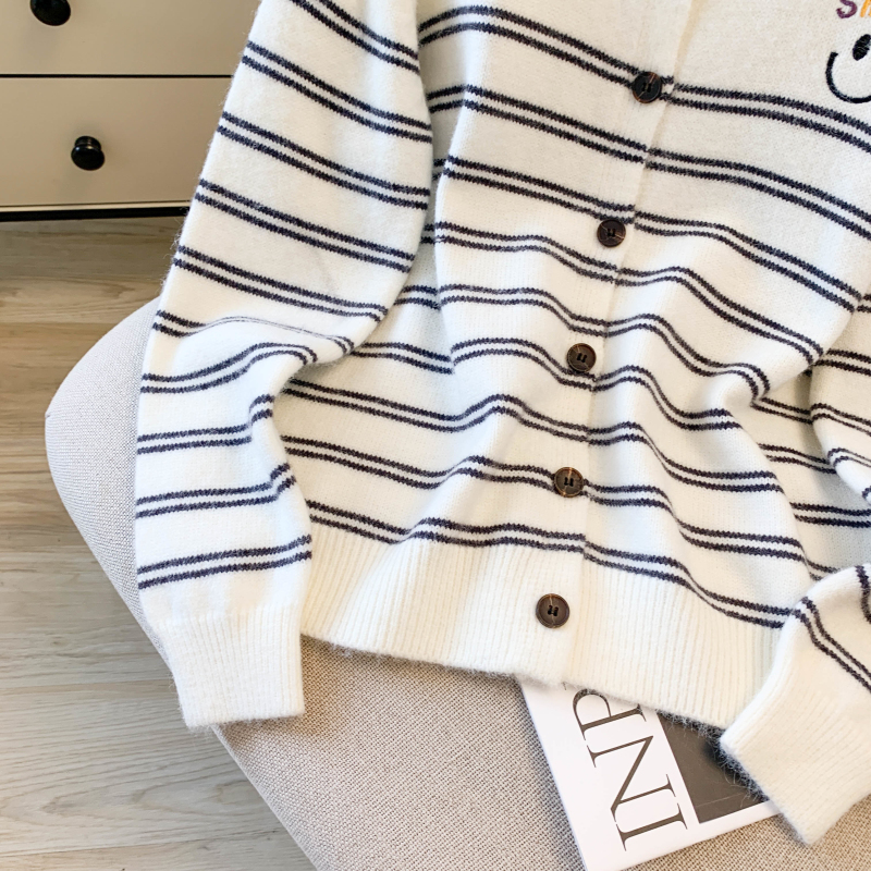 Embroidery autumn tops stripe knitted coat for women
